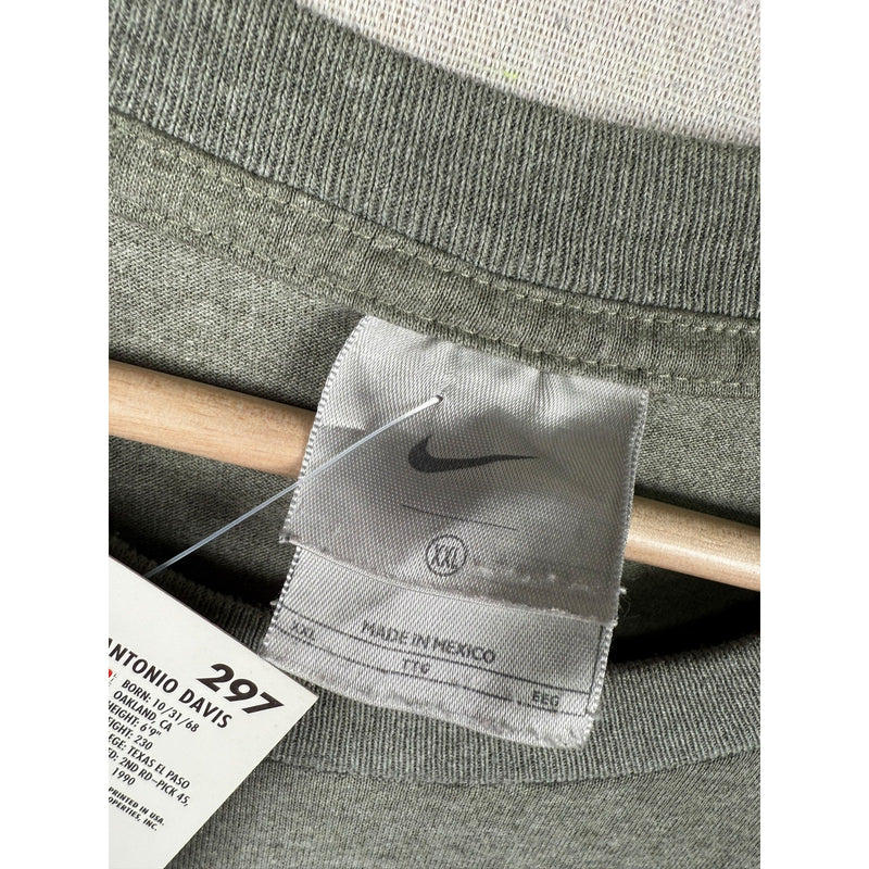 Vintage Nike Embroidered Swoosh T-Shirt