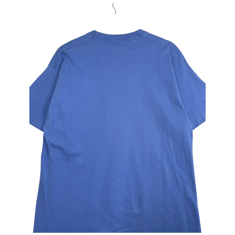 Vintage "Friends Are Tied Together With Heartstrings" T-Shirt