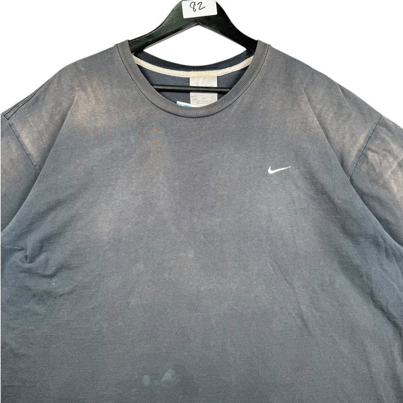Vintage Nike Swoosh Logo T-Shirt