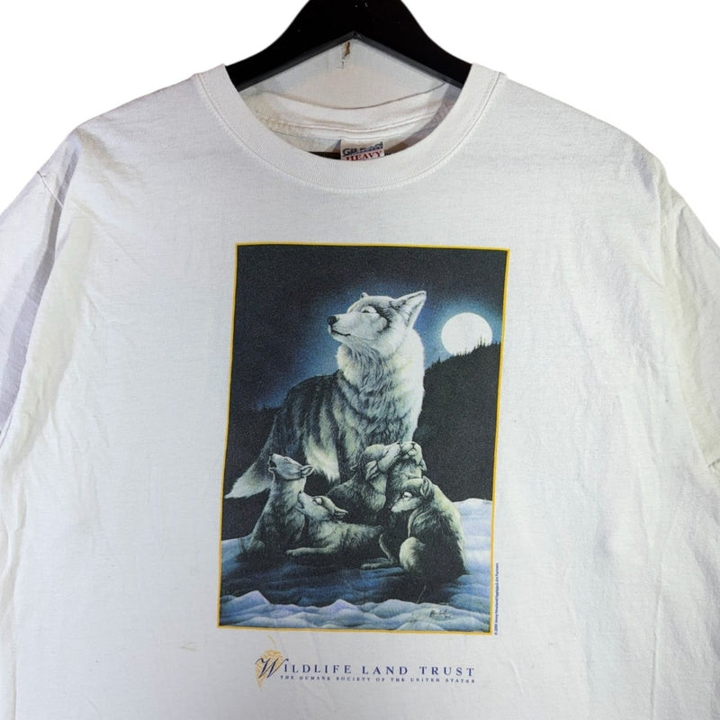 Vintage Wildlife Land Trust Wolf Graphic T-Shirt