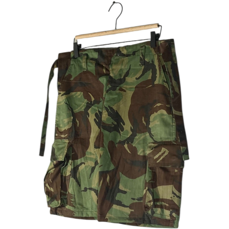 Vintage Camouflage Military Tactical Cargo Shorts 32