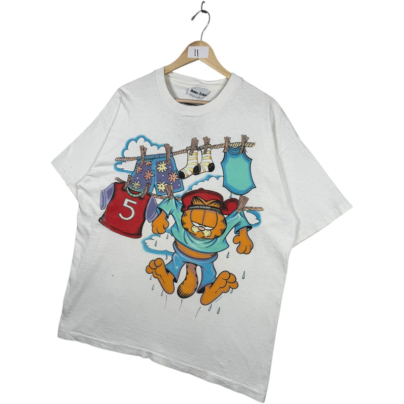 Vintage Garfield Cartoon Clothesline Graphic T-Shirt