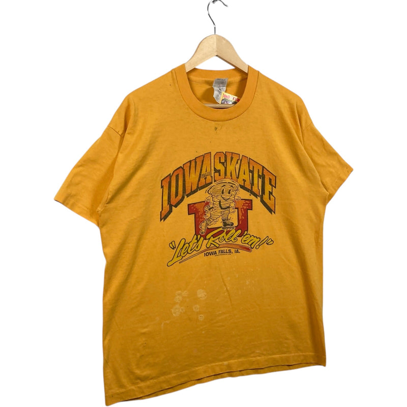Vintage Iowa Falls Skate University Cyclones Arch Spellout Tee