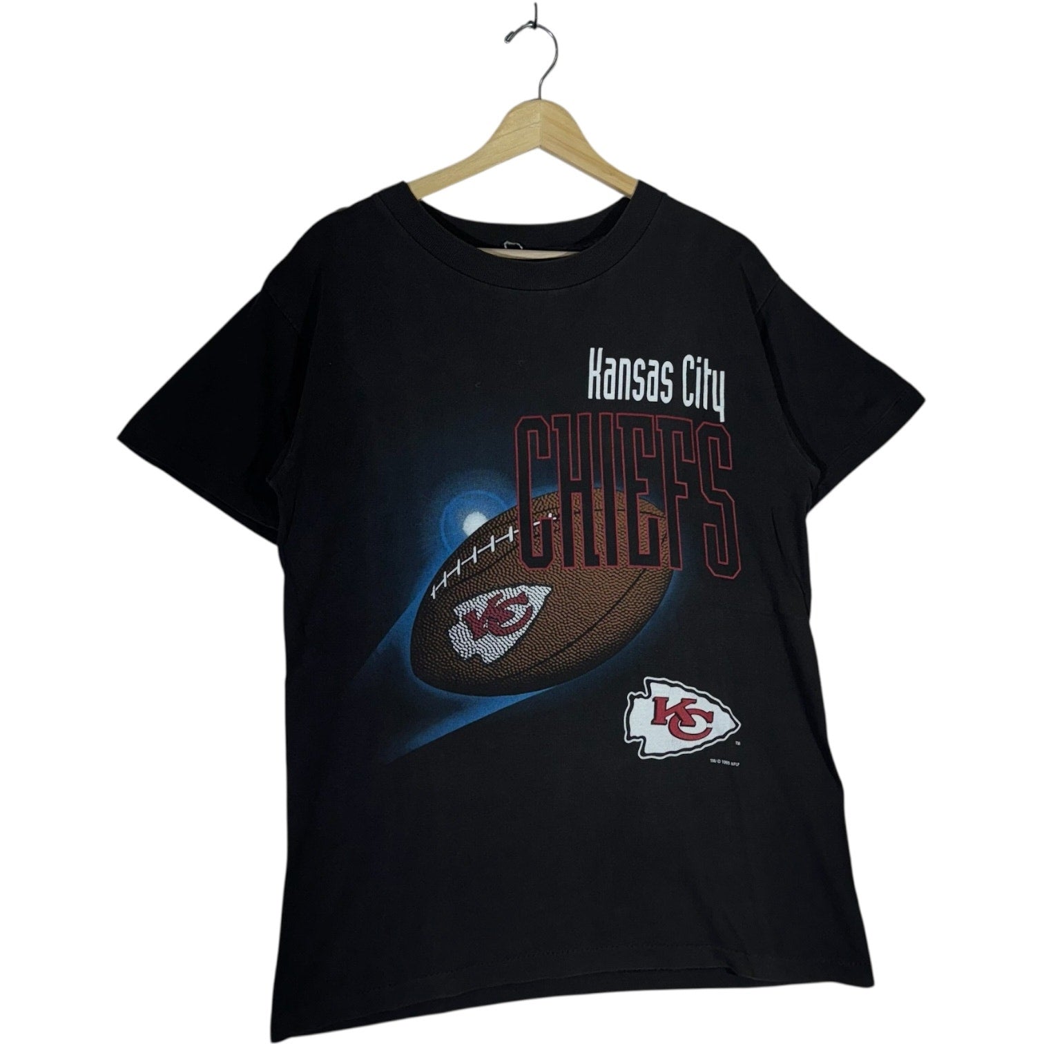 Vintage Kansas City Chiefs Flying Football NFL Tee 1995