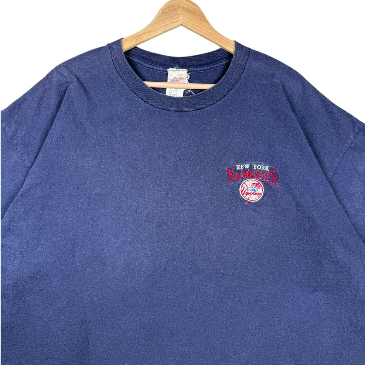 Vintage New York Yankees MLB Embroidered Logo T-Shirt
