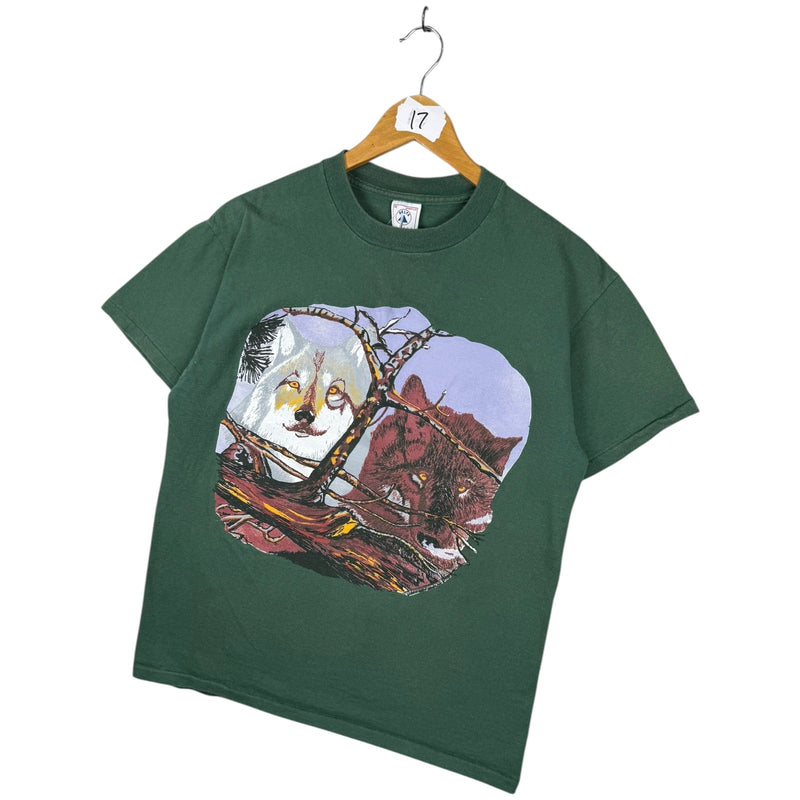 Vintage Wolf Wildlife Scene Graphic T-Shirt