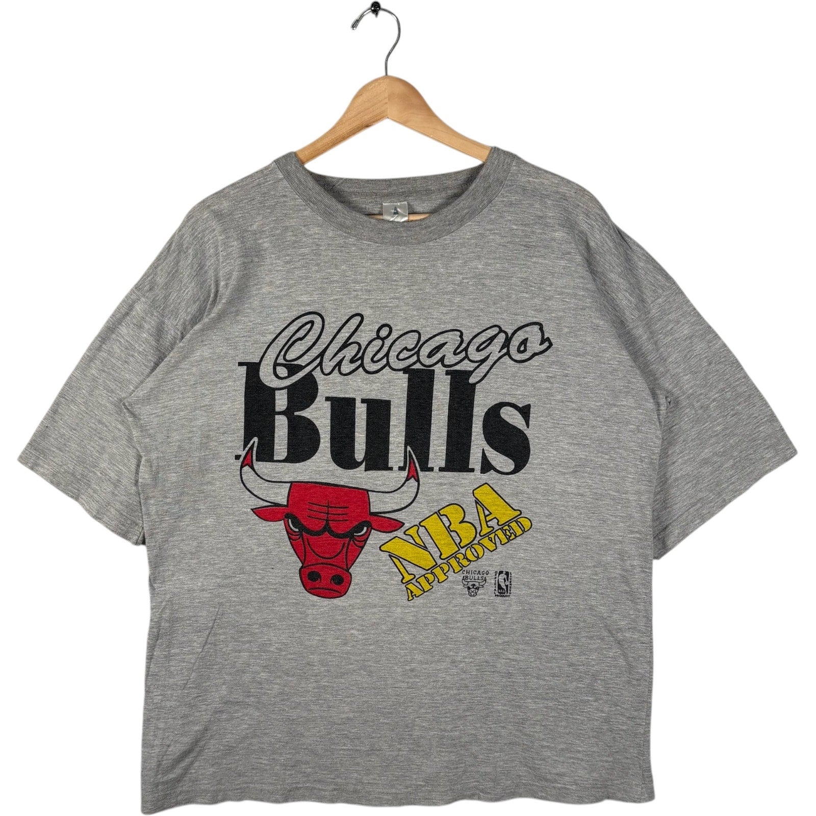 Vintage Chicago Bulls Spellout Logo NBA Tee