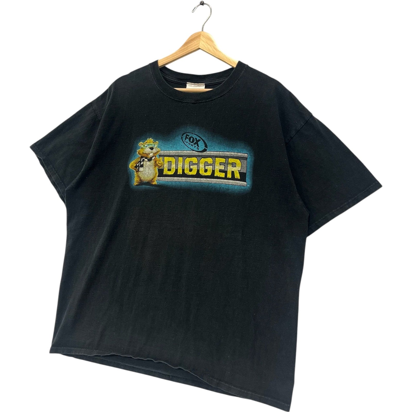 Vintage NASCAR Fox Sports Digger Spellout Tee Extra Large