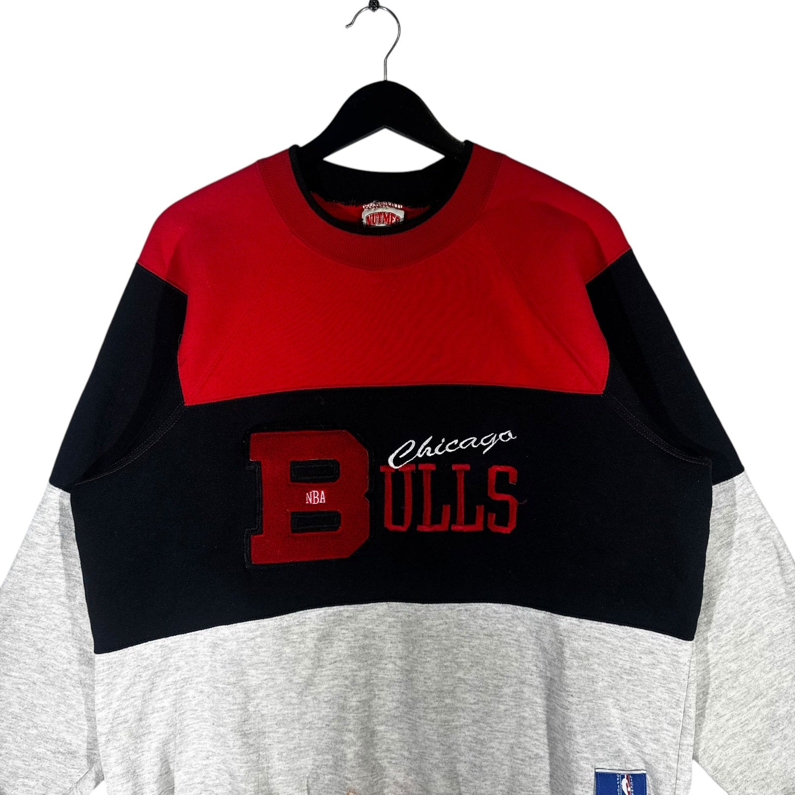 Vintage Nutmeg Chicago Bulls Embroidered NBA Crewneck 90s