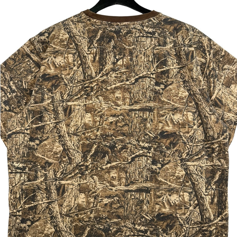 Vintage North River Outfitters Deer Camo Hunting Graphic T-Shirt