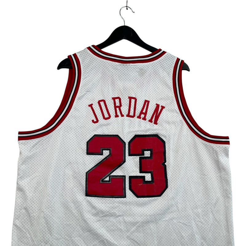 Vintage Nike Chicago Bulls Michael Jordan #23 NBA Jersey
