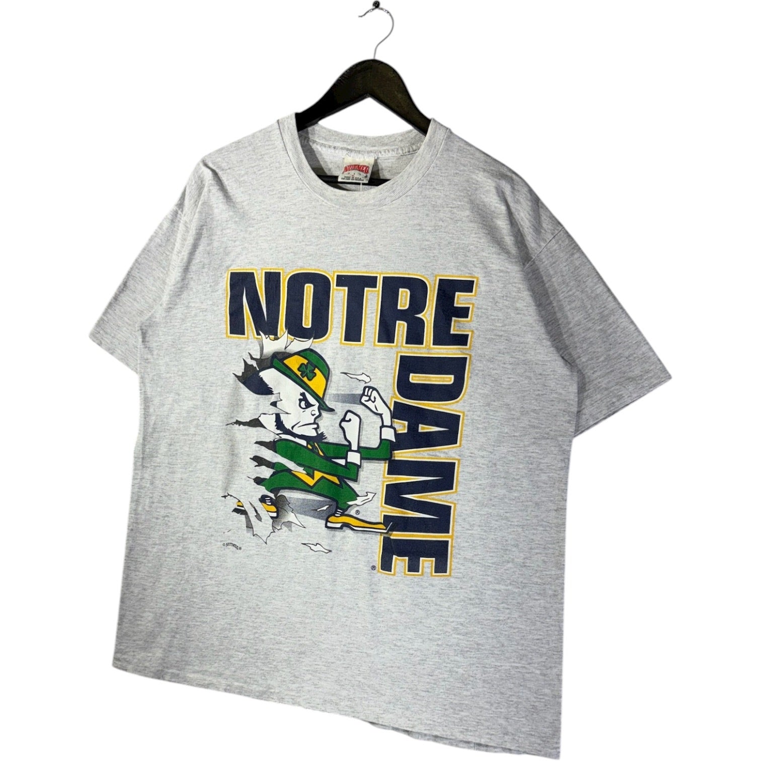 Vintage Notre Dame Fighting Irish NCAA Graphic T-Shirt