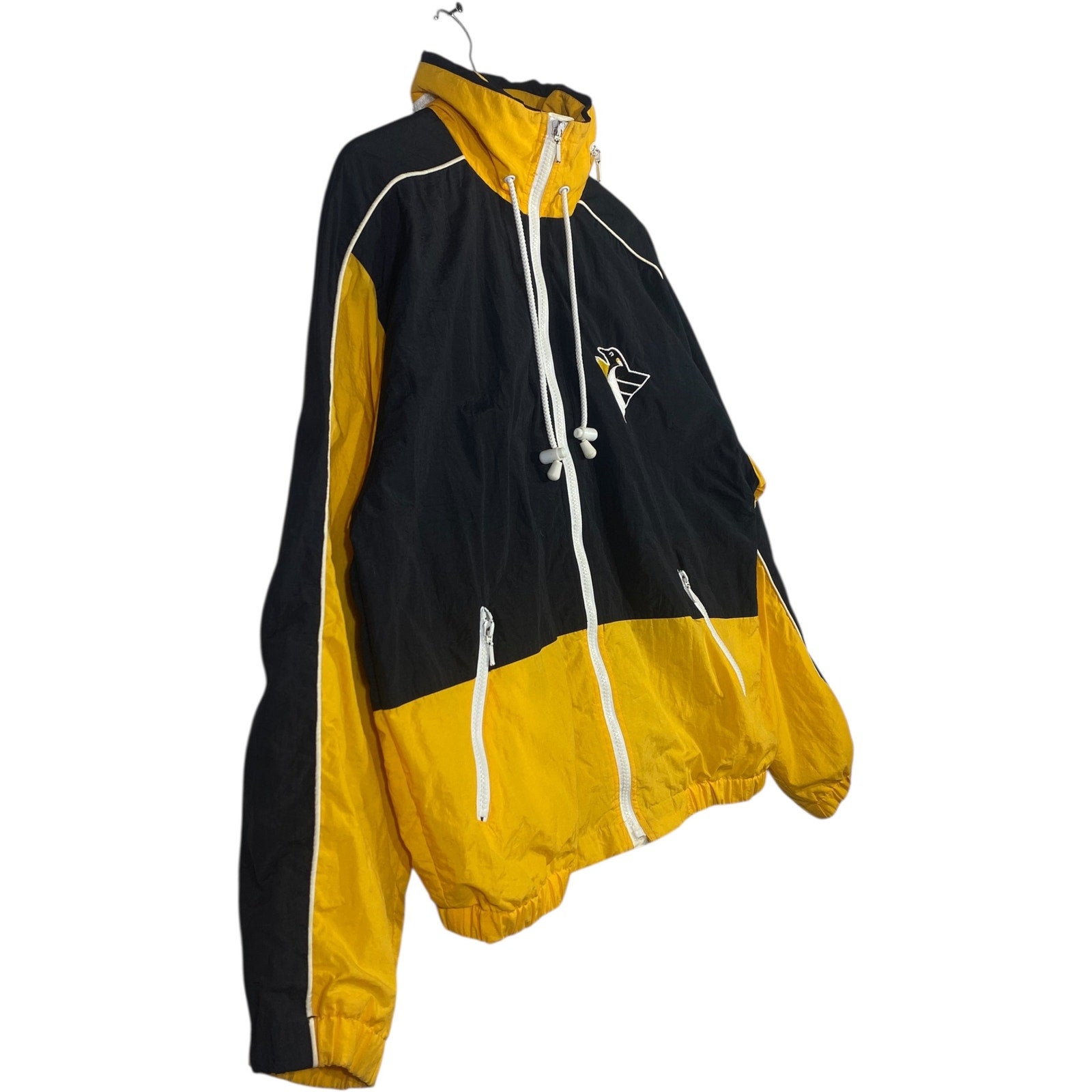 Vintage NHL Pittsburgh Penguins Windbreaker Jacket