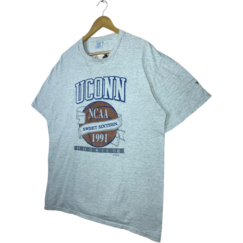 Vintage UCONN Huskies NCAA 1991 Basketball Graphic T-Shirt
