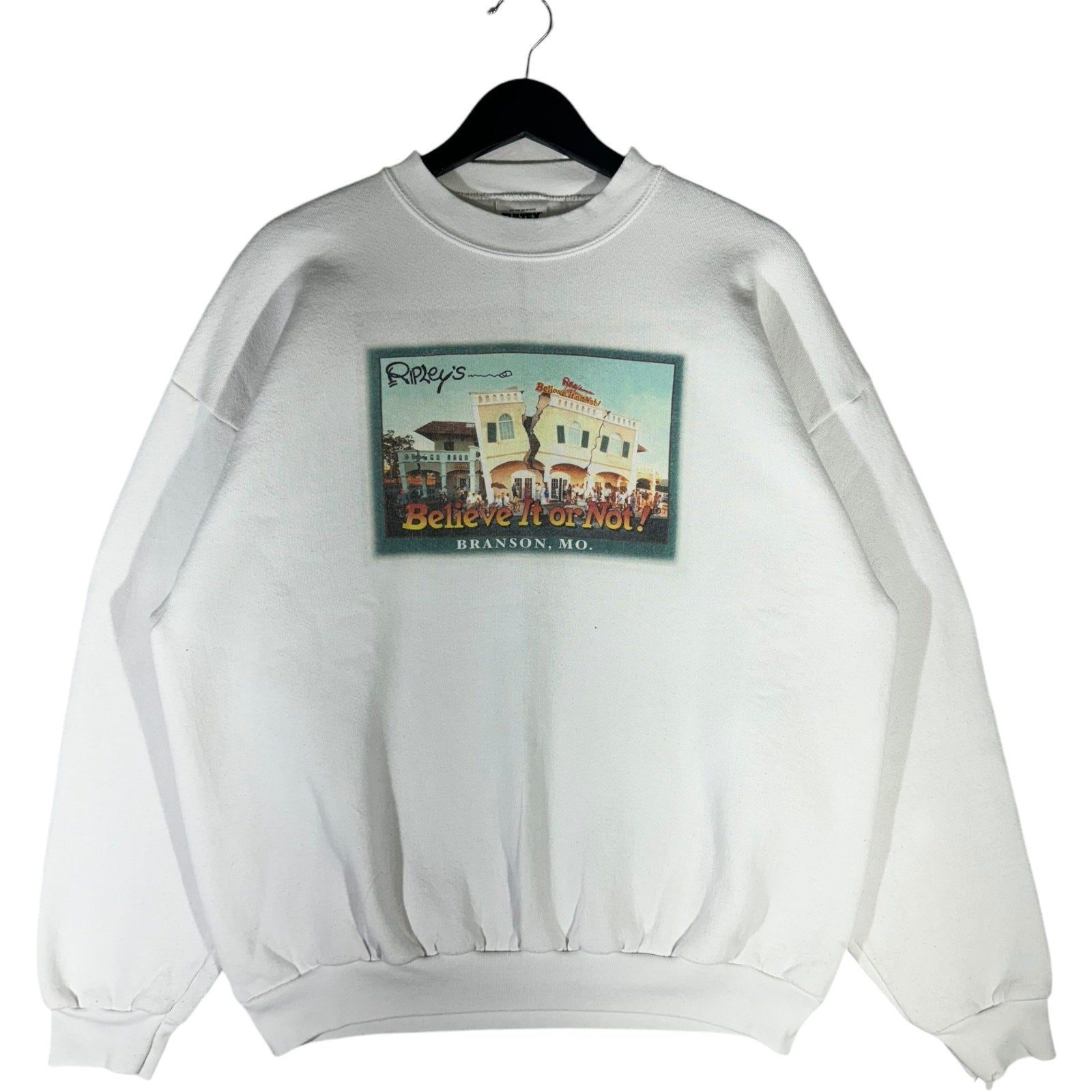 Vintage Ripley's Believe it Or Not Crewneck 90s