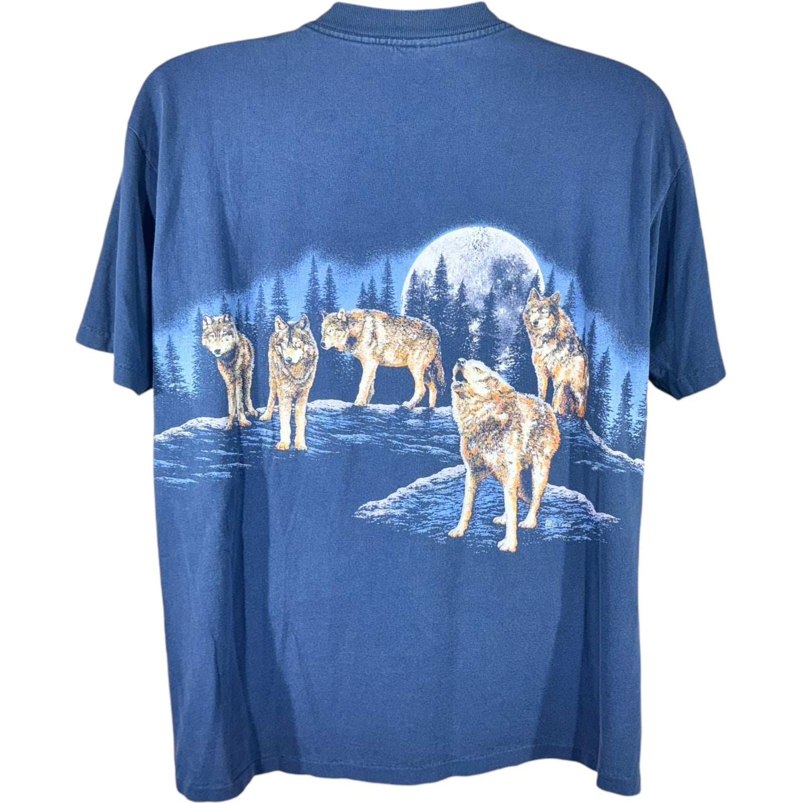 Vintage Wolf Pack Nature AOP Tee