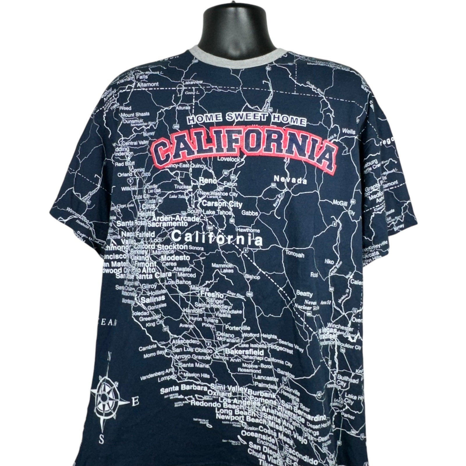 Vintage Map store AOP Tee