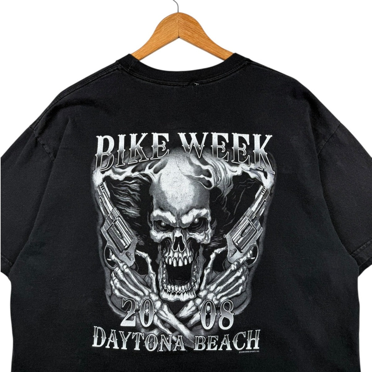 Vintage Skull Guns Biker Graphic T-Shirt