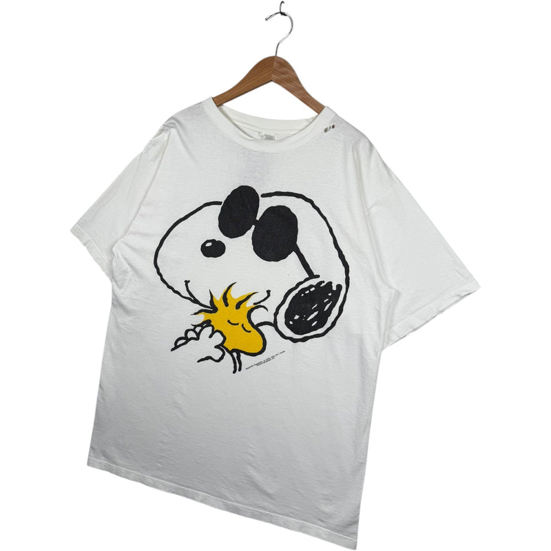 Vintage Peanuts Snoopy Cartoon T-Shirt