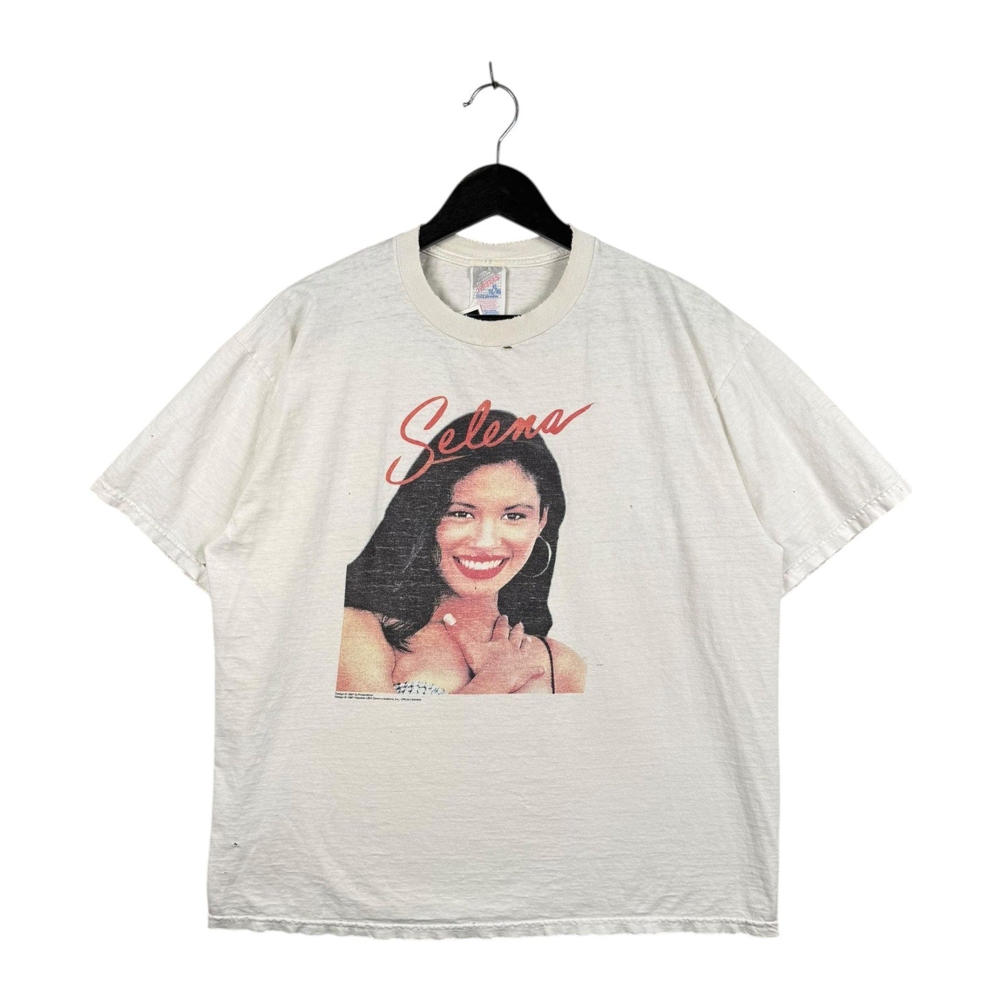 Vintage Selena Portrait Graphic 90s T-Shirt