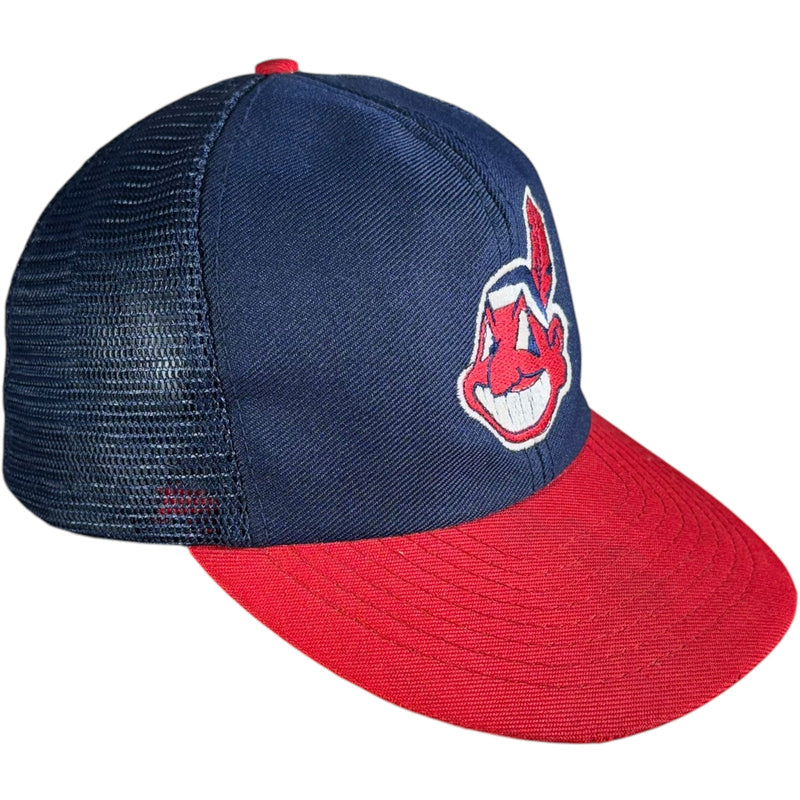 Vintage MLB Cleveland Indians Logo Trucker Snapback Hat