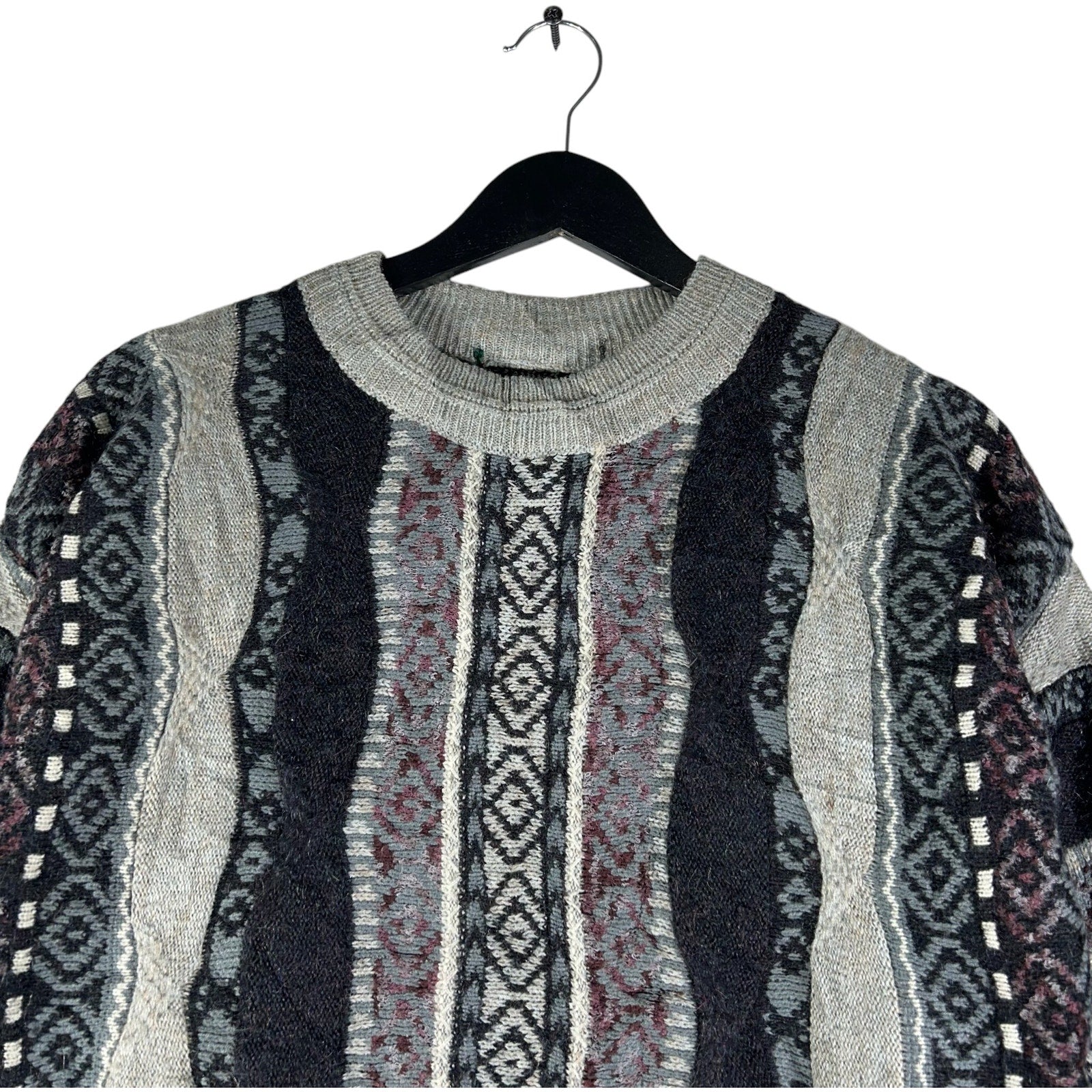 Vintage 3D Knit Patterned Pullover Sweater