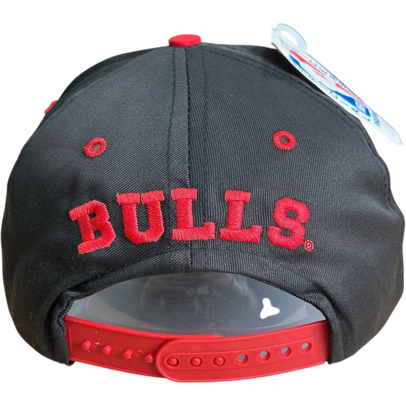 Vintage NWT Chicago Bulls Spellout NBA Snapback Hat