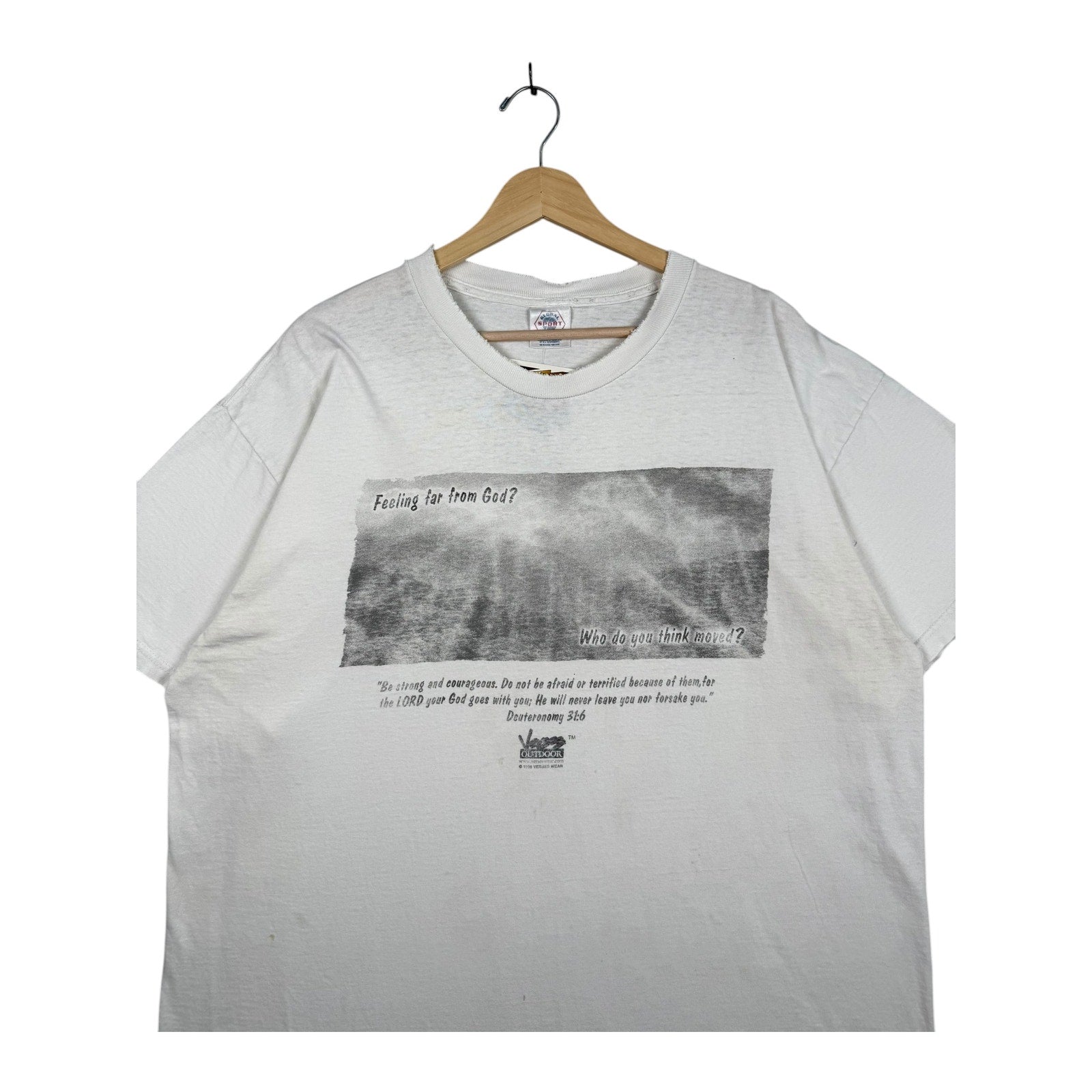 Vintage Christian Witness Wear “Feeling Far From God” T-Shirt