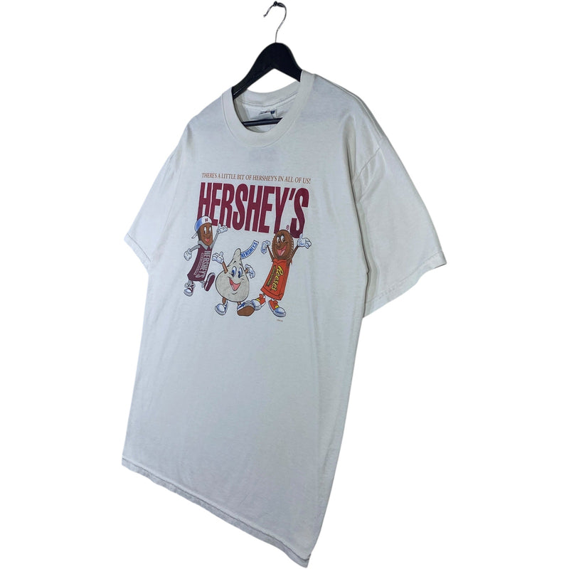 Vintage Hershey's Chocolate Graphic Print T-Shirt