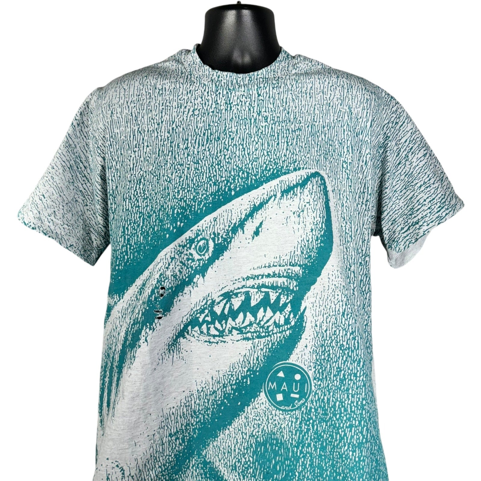 Vintage Maui & Sons Shark AOP Nature Tee 90s