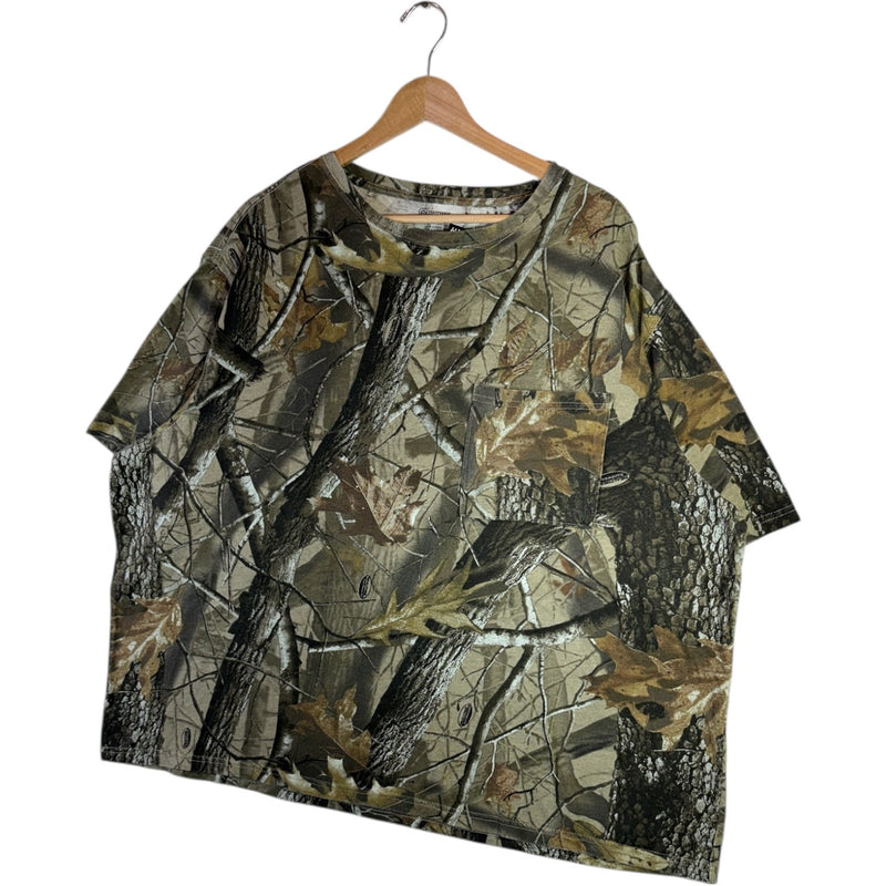 Vintage Camo Realtree Hunting T-Shirt
