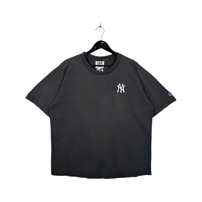 Vintage New York Yankee MLB T-Shirt