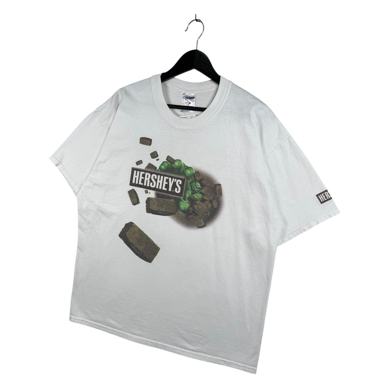 Vintage Hulk Hershey's Chocolate T-Shirt