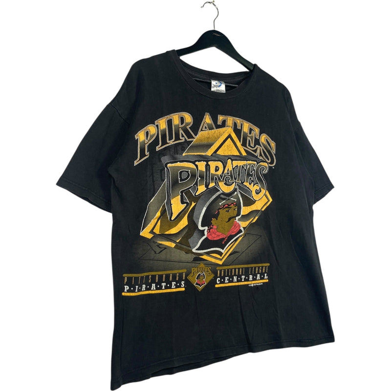 Vintage Pittsburgh Pirates Spellout Logo MLB T-Shirt 90s