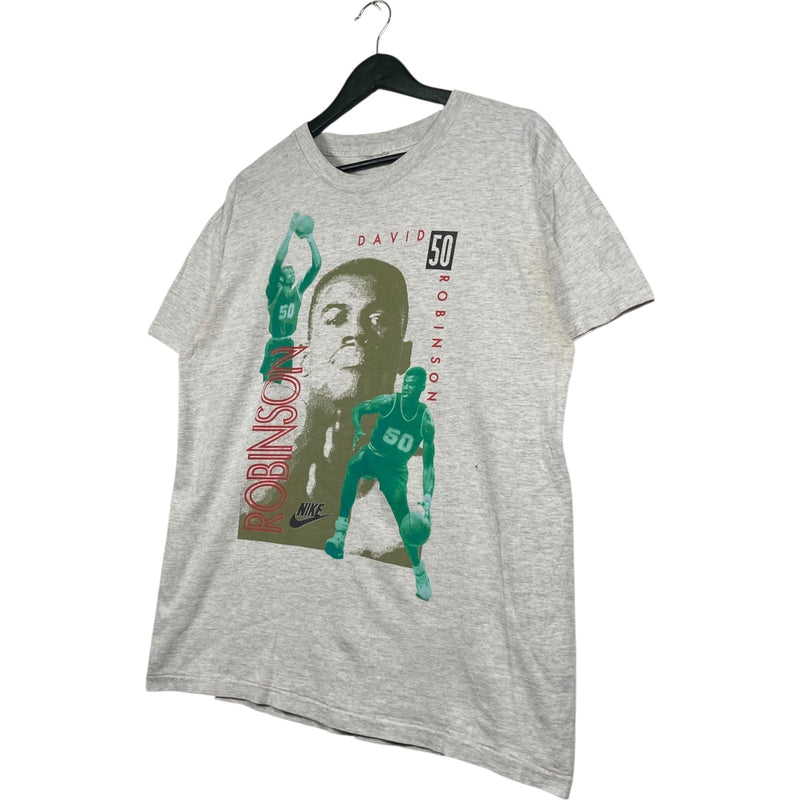 Vintage Nike Dallas Robinson 50 NBA T-Shirt
