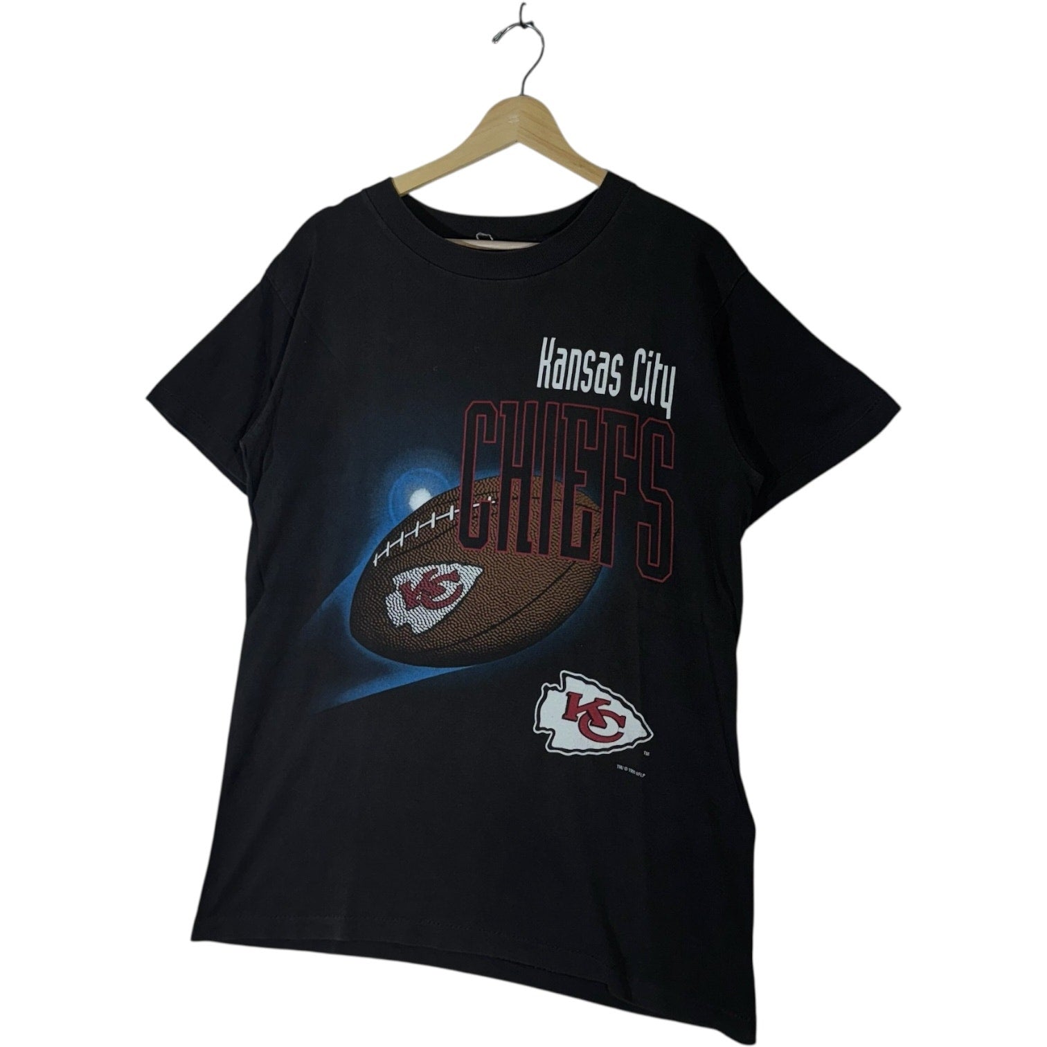 Vintage Kansas City Chiefs Flying Football NFL Tee 1995