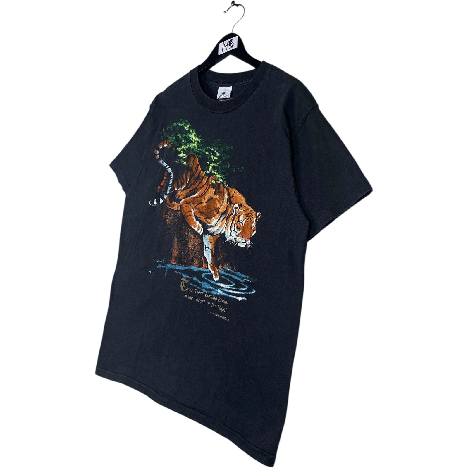 Vintage Tiger Wildlife Graphic T-Shirt