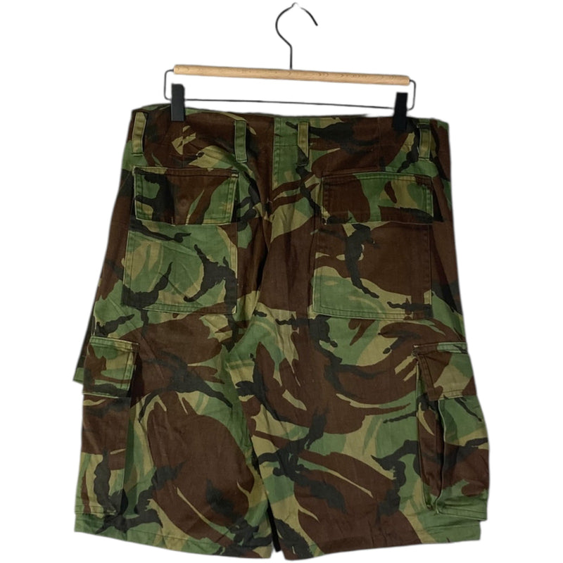 Vintage Camouflage Military Tactical Cargo Shorts 32