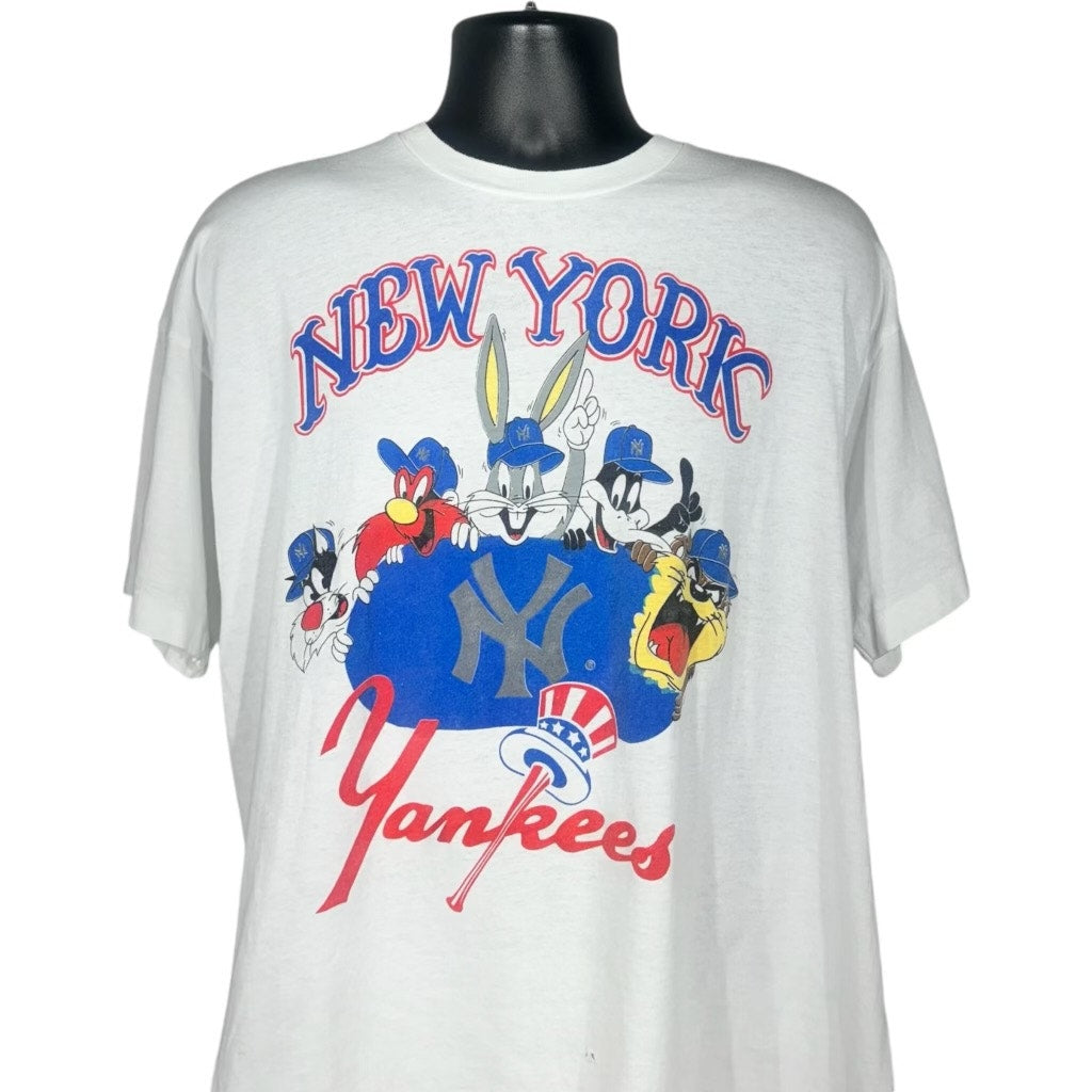 Vintage New York Yankees Looney Tunes Tee