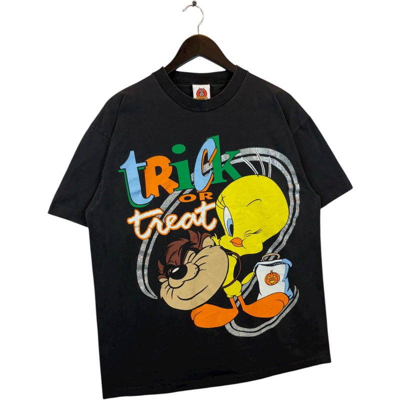 Vintage Looney Tunes Tweety Taz Trick Or Treat T-Shirt