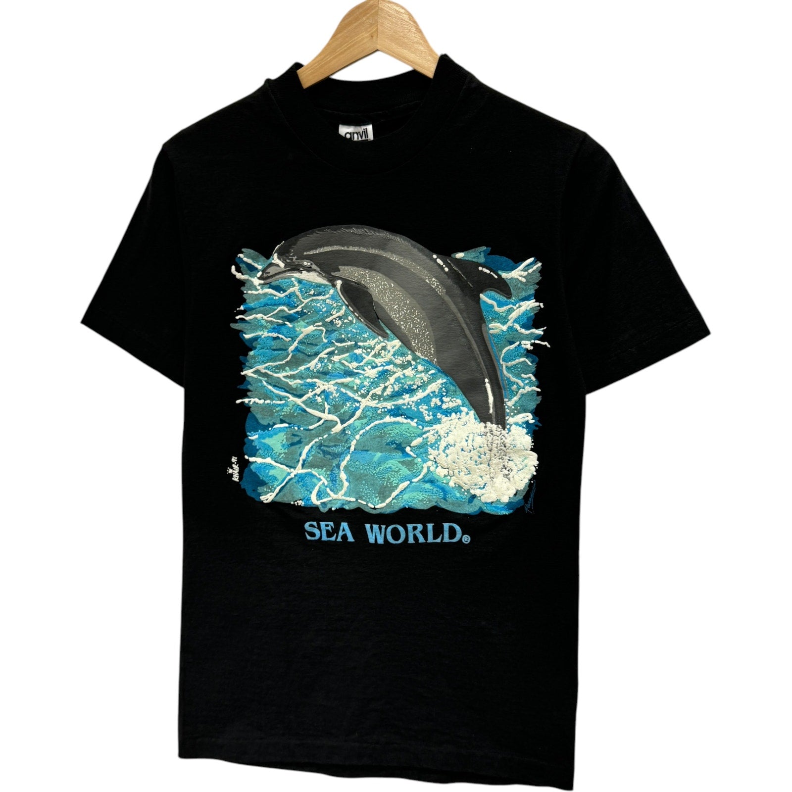 Vintage Sea World Jumping Dolphin Souvenir Tee