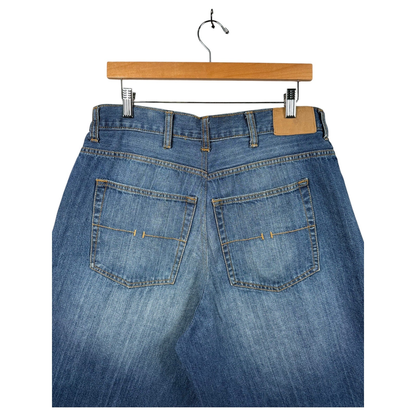 Vintage Straight Leg Bermuda Jean Denim Shorts 35