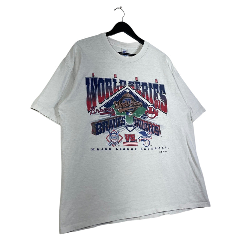 Vintage MLB World Series Braves Indians T-Shirt