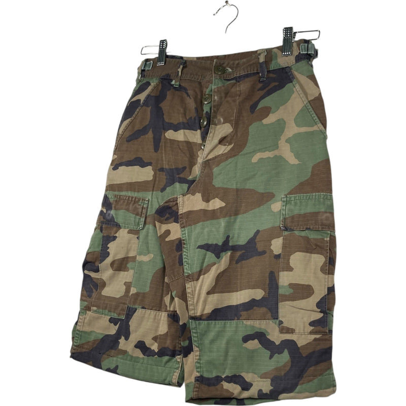 Vintage Women's Camo Cargo Shorts 26