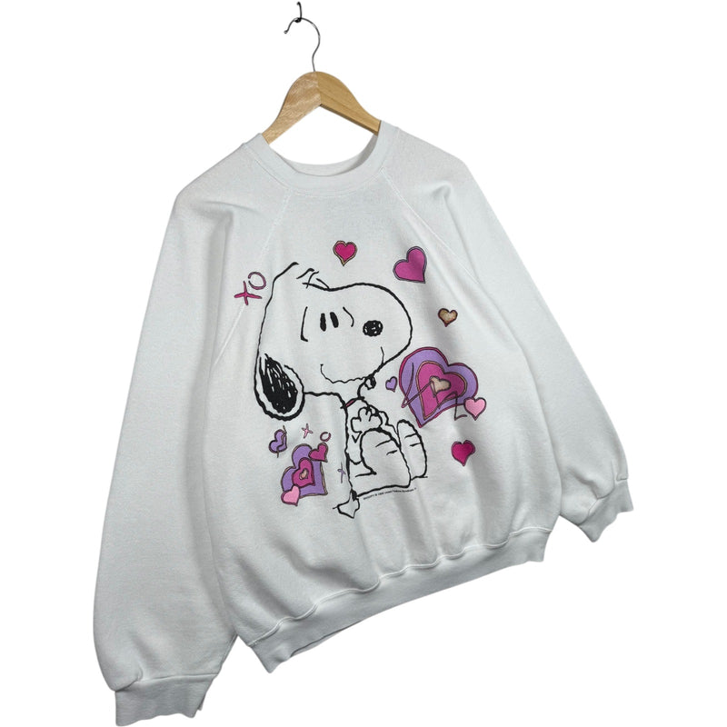 Vintage Snoopy Valentine Hearts Graphic Crewneck