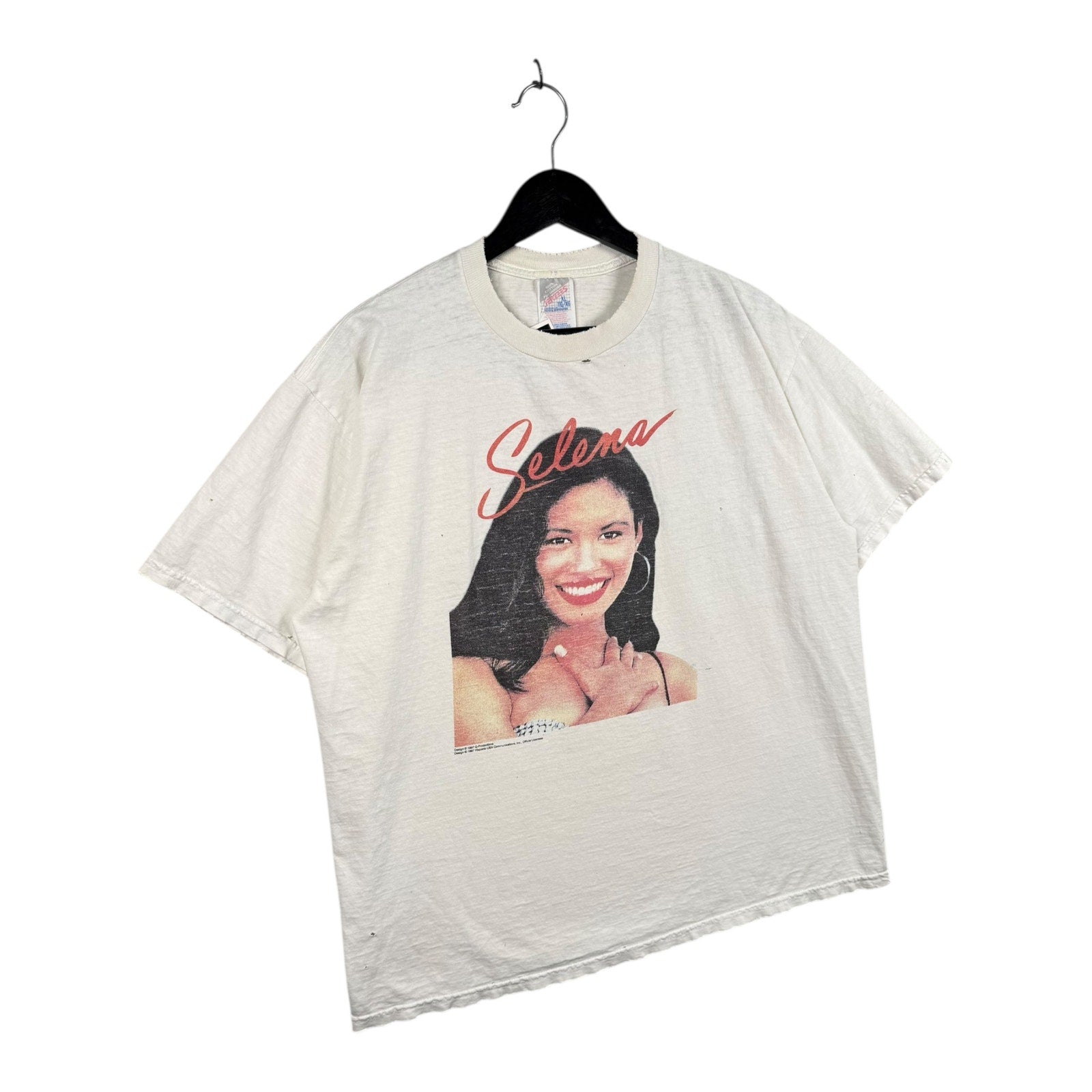 Vintage Selena Portrait Graphic 90s T-Shirt