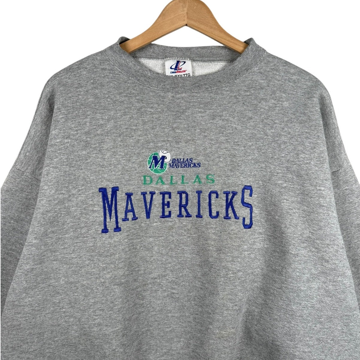 Vintage Dallas Mavericks NBA Crewneck