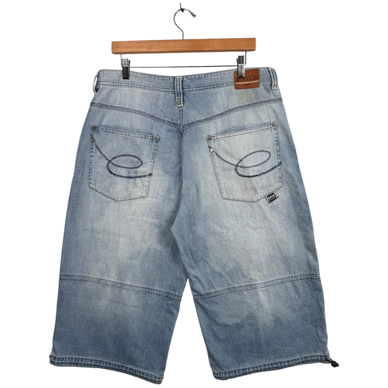 Vintage Straight Mid-Length Regular Jean Denim Shorts 36