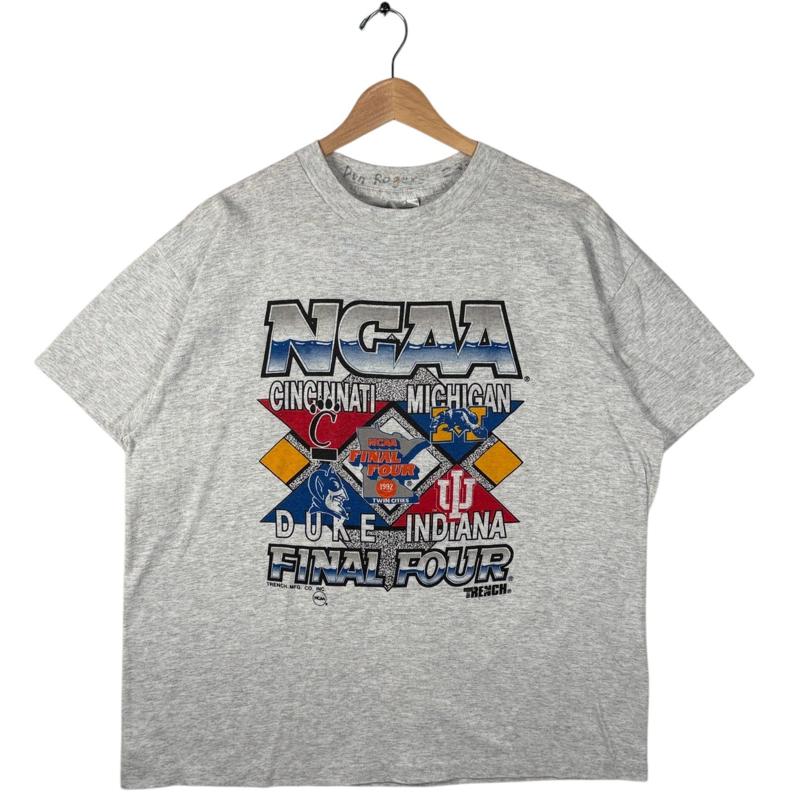 Vintage NCAA Final Four Large Logo Basketball Tournament 90s Tee