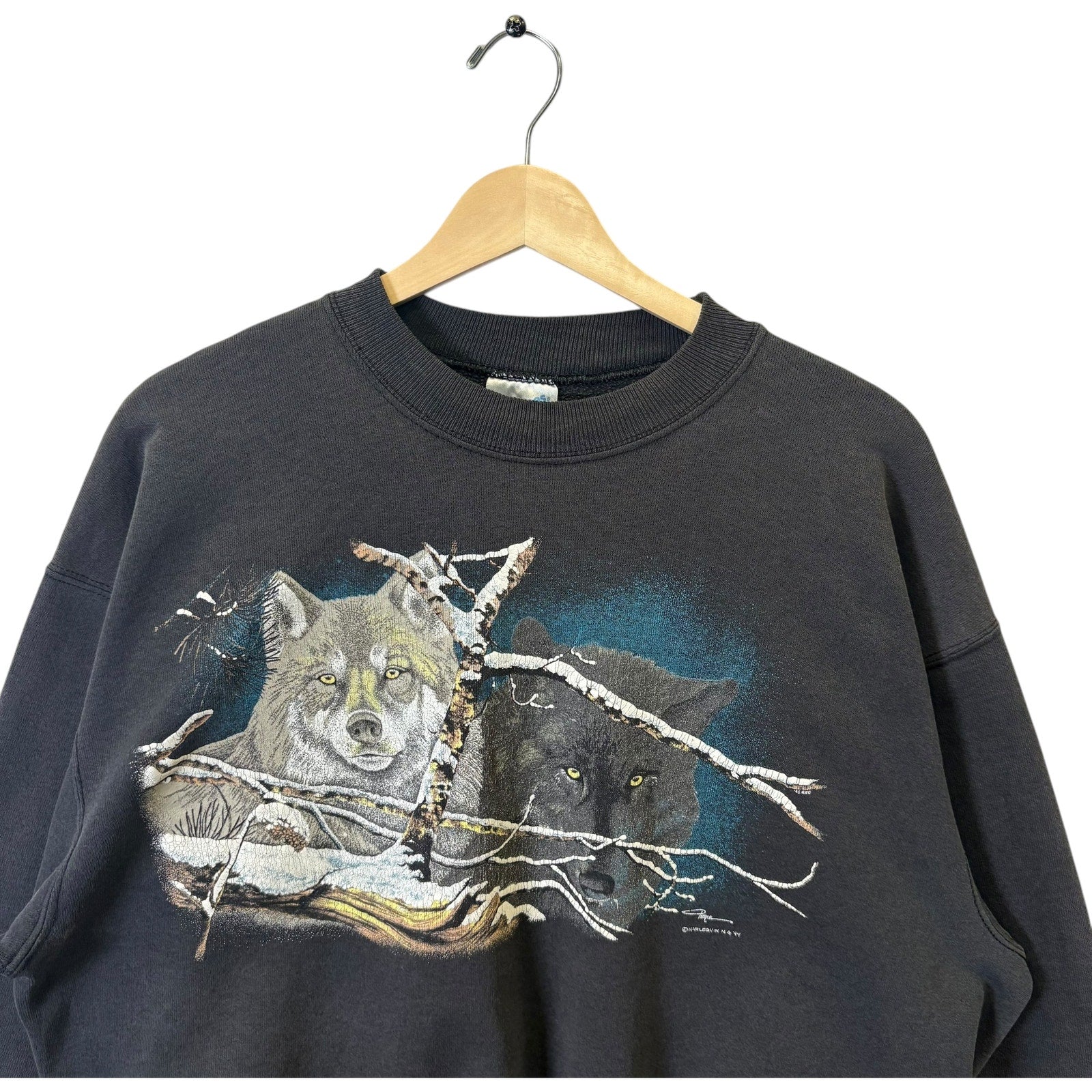 Vintage Wolf Nature Crewneck